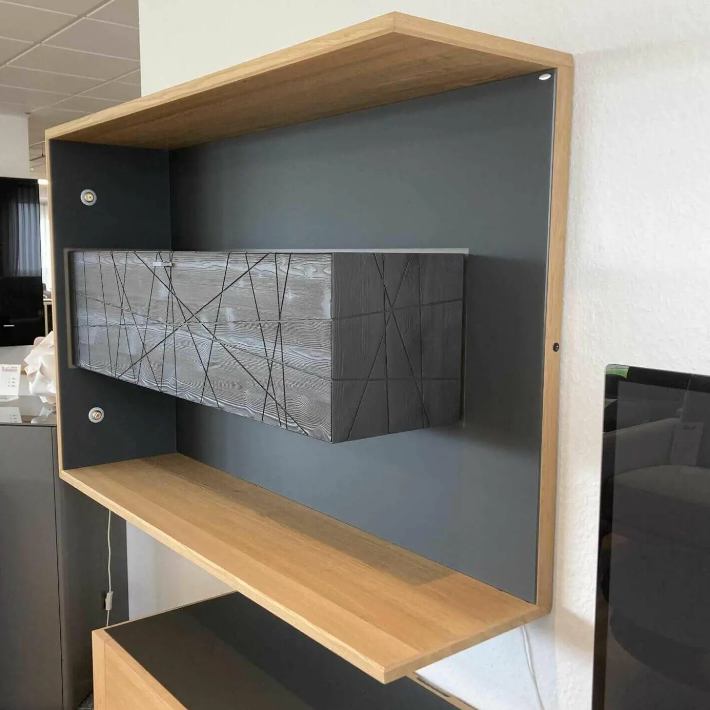 Wohnwand Aura Lowboard Hängelement mit LED Beleuchtung