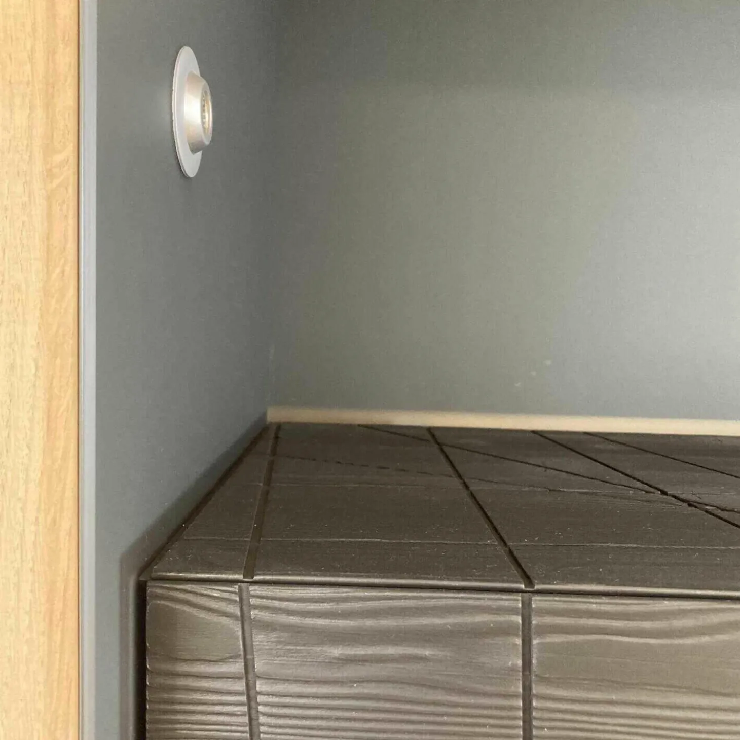 Wohnwand Aura Lowboard Hängelement mit LED Beleuchtung