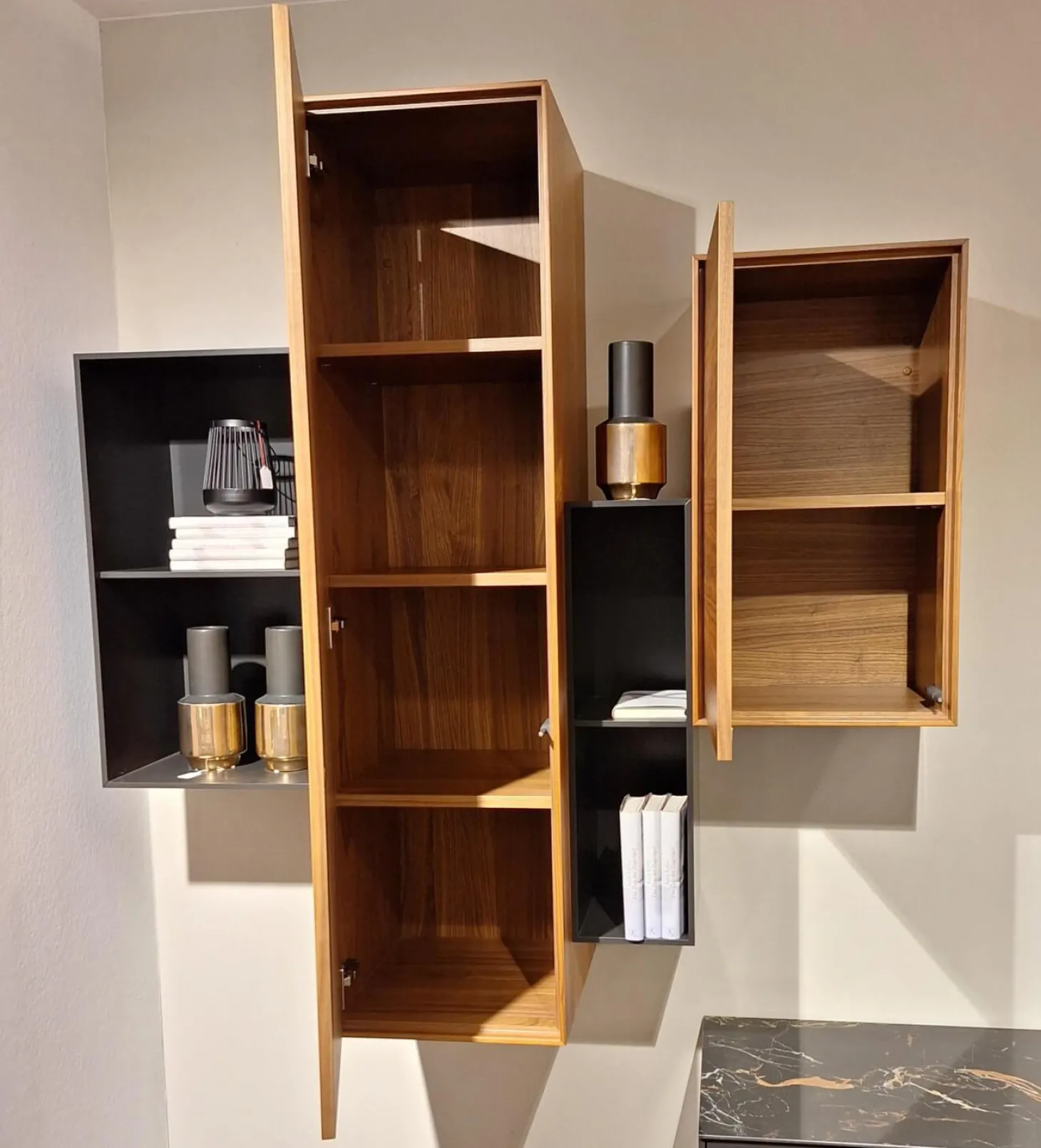 Wohnwand Cubo Game Lack Matt Cosmos Grau Nussbaum Natur