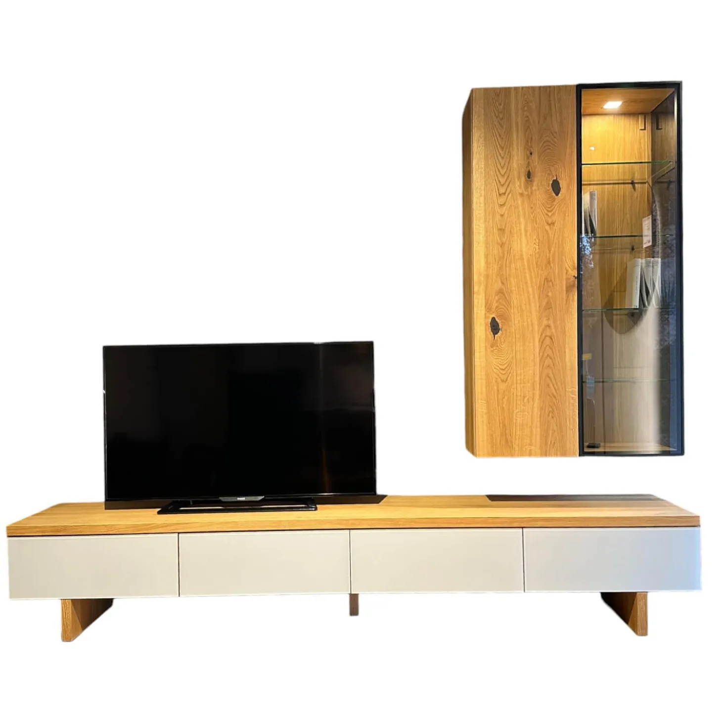 Wohnwand Cubus Eiche Naturöl Farbglas Hellgrau Matt mit Vitrinenbeleuchtung