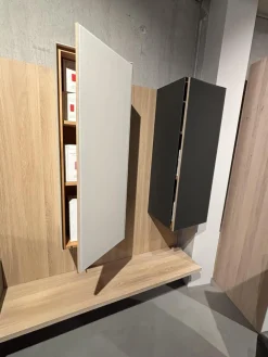 Wohnwand Cubus Pure 32 Eiche Weiß Geölt Farbglas In Naturweiß Kiesel Grau Und Graphitgrau Mit Beleuchtung Und TV-Halteplatte