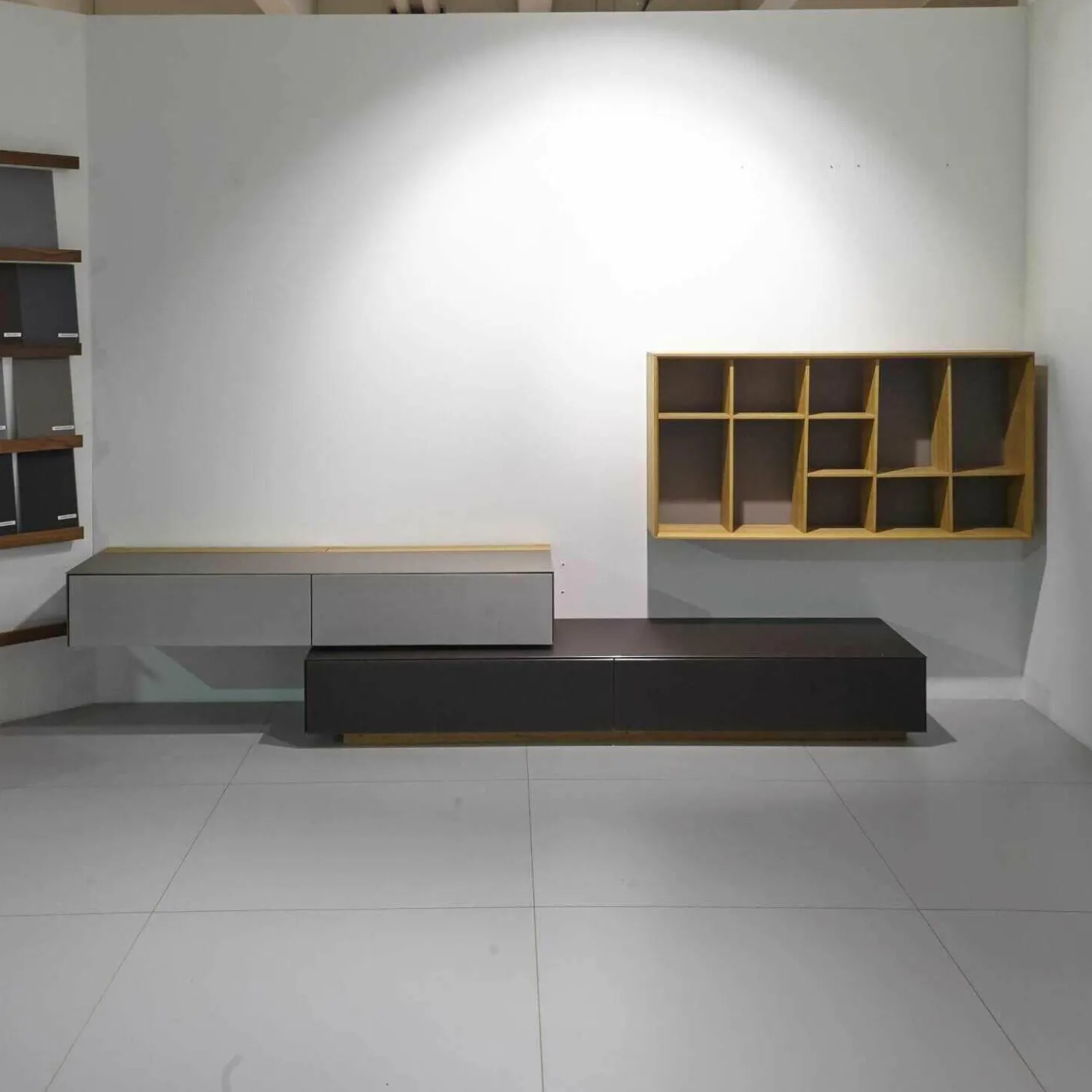 Wohnwand Cubus Pure Eiche Massiv Farbglas