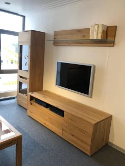 Wohnwand Divano Ausführung Wildeiche Massiv Oberfläche Bianco Geölt