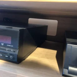 Wohnwand Divano Ausführung Wildeiche Massiv Oberfläche Bianco Geölt