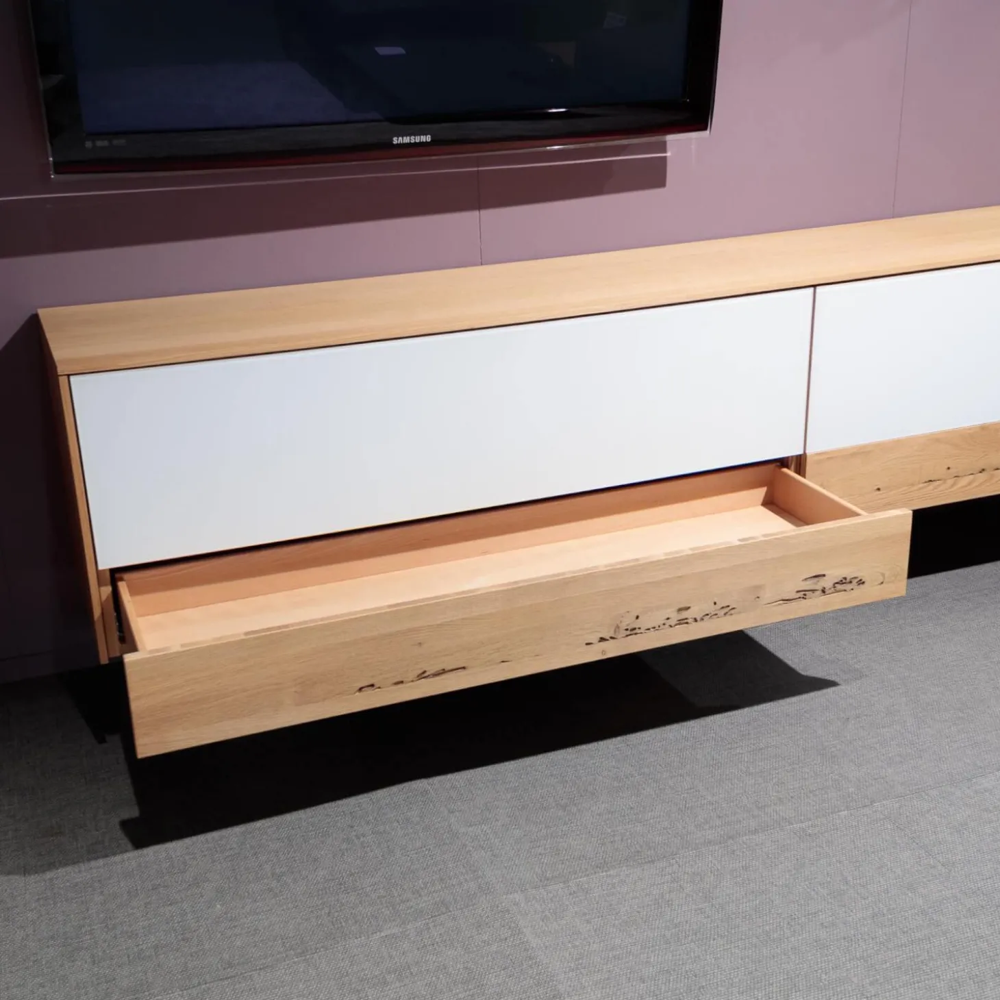 Wohnwand Eiche Natur Farbglas Weiß Matt Inklusive Beleuchtung Mit Fernbedienung