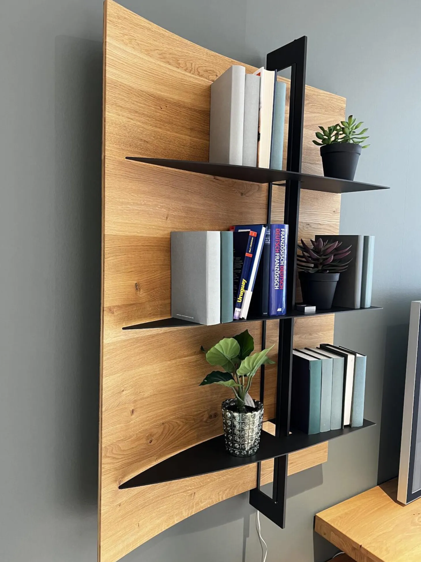 Wohnwand Giulia Front Und Korpus Wildeiche Massiv Soft Gebürstet Vitrine Glas Optiwhite