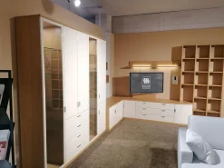 Wohnwand Kira Front Lack Crema Creme Korpus Eiche Sand Griff Chrom Inklusive Beleuchtung