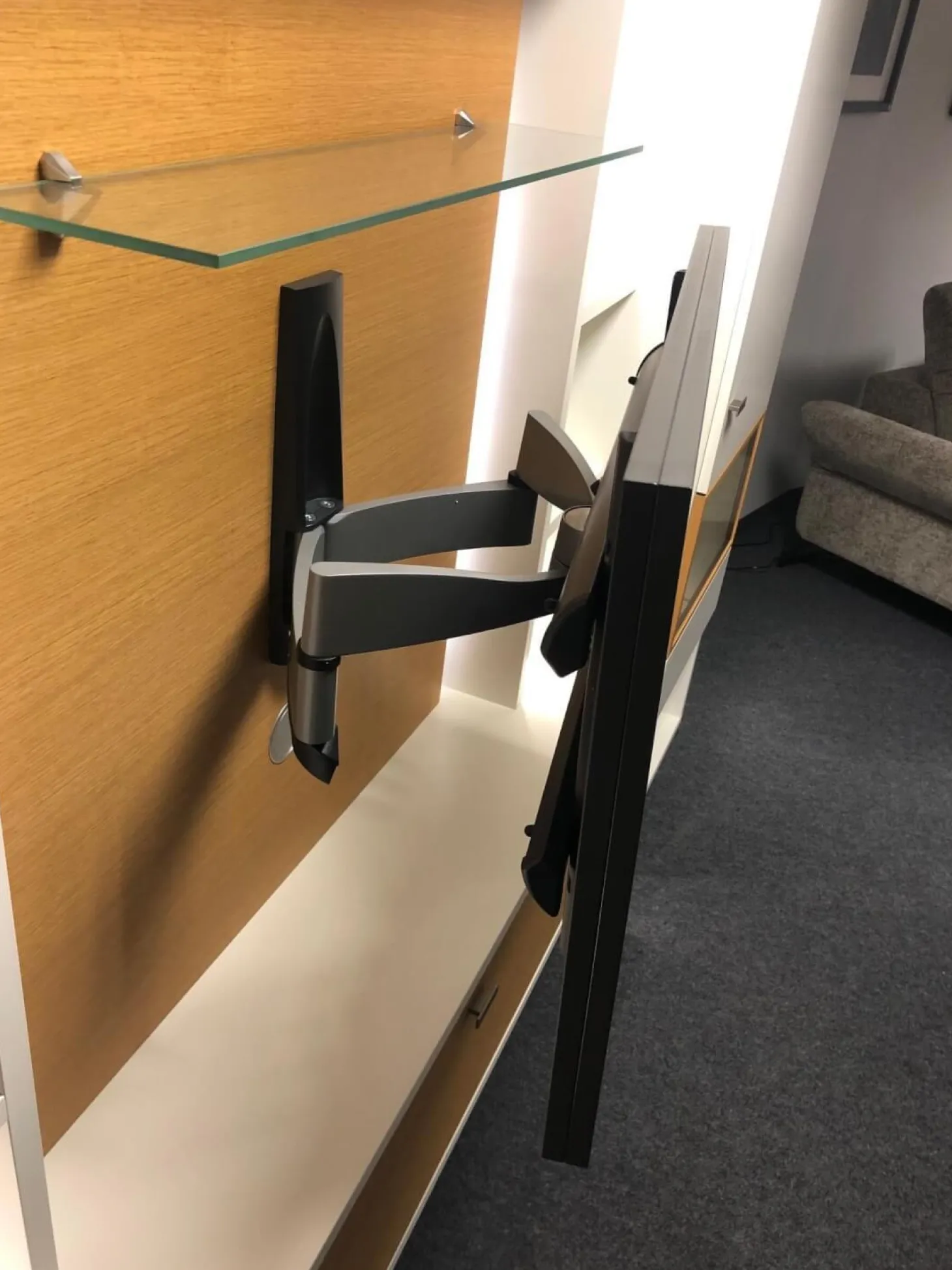 Wohnwand Leto Lack Weiß Wildeiche Furniert mit Beleuchtung