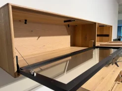 Wohnwand Lina Asteiche Gebürstet Weiß Geölt Akzente Glas Bronze Matt Metallgestell Schwarz Inklusive LED Beleuchtung