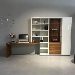 Wohnwand Mega-Design Lackbeschichtung Weiß Furniert Kernnussbaum