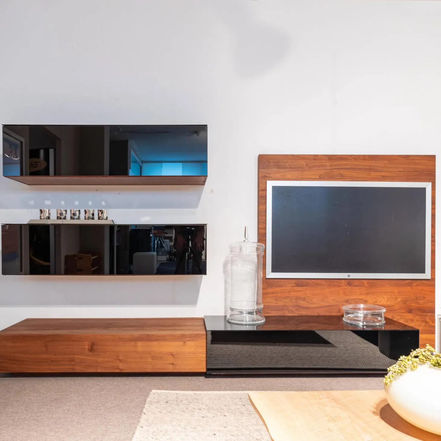 Wohnwand Mit TV Wand Und Hängeschränken Kirschbaum