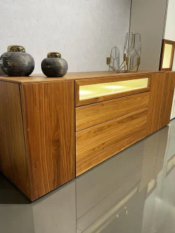 Wohnwand Neo Kernnussbaum Und Lack Reinweiss Mit Hinterlackiertem Glas Inklusive Beleuchtung