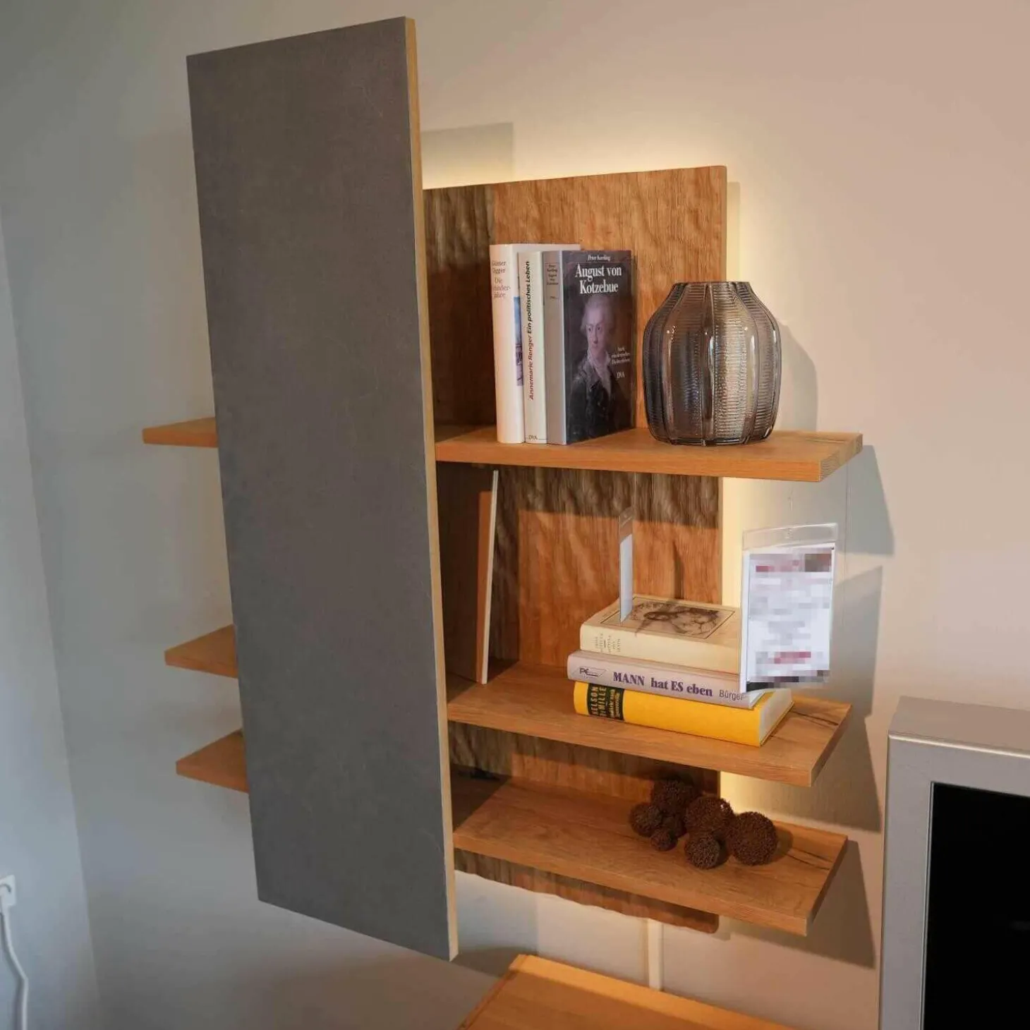 Wohnwand Opus Wildeiche Akzent Beton