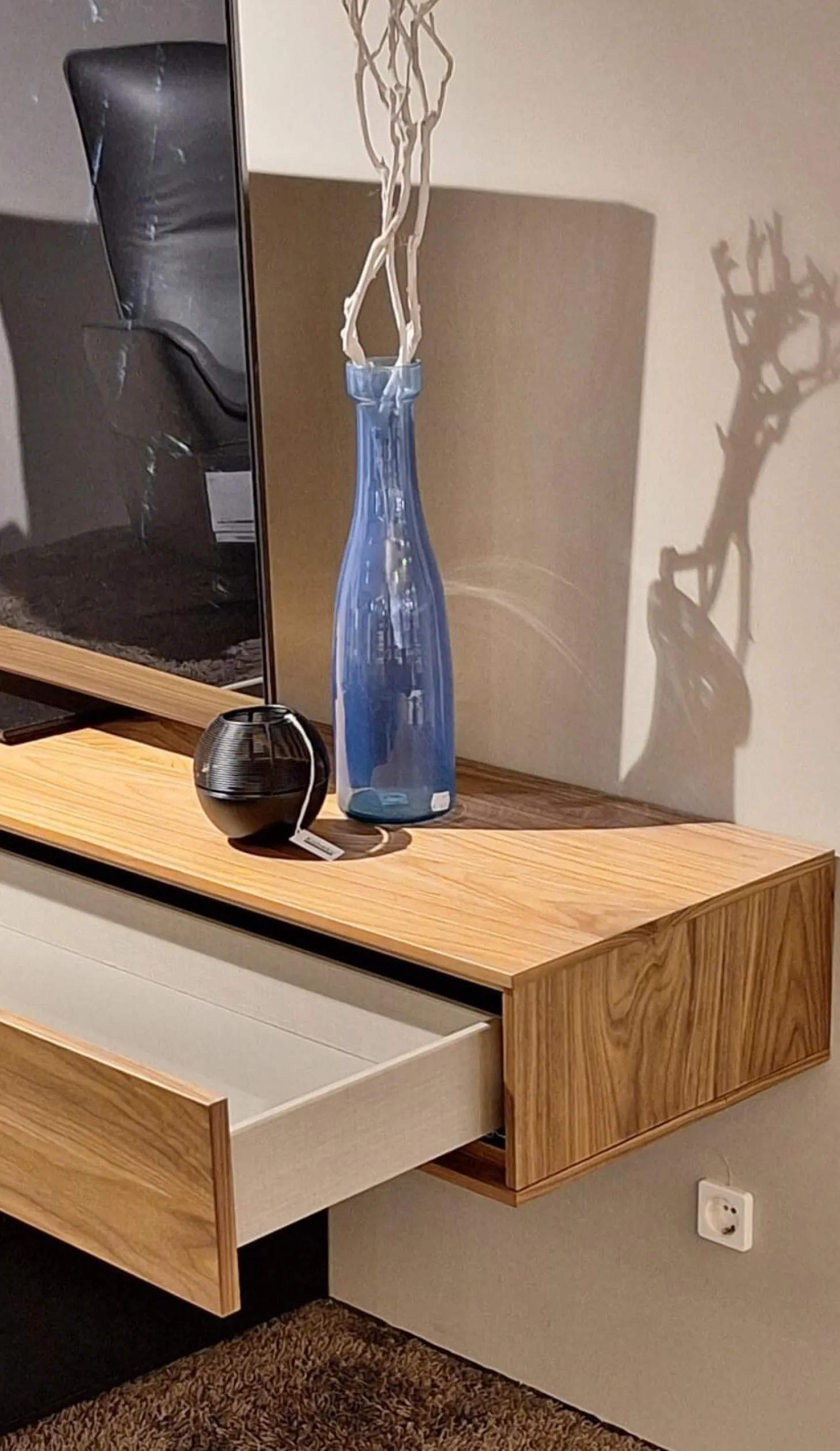 Wohnwand pl.Cera Lack Anthrazit Nussbaum Natur Furniert