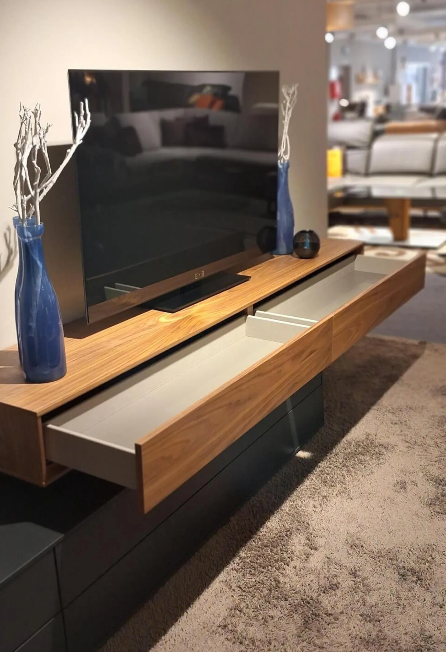 Wohnwand pl.Cera Lack Anthrazit Nussbaum Natur Furniert