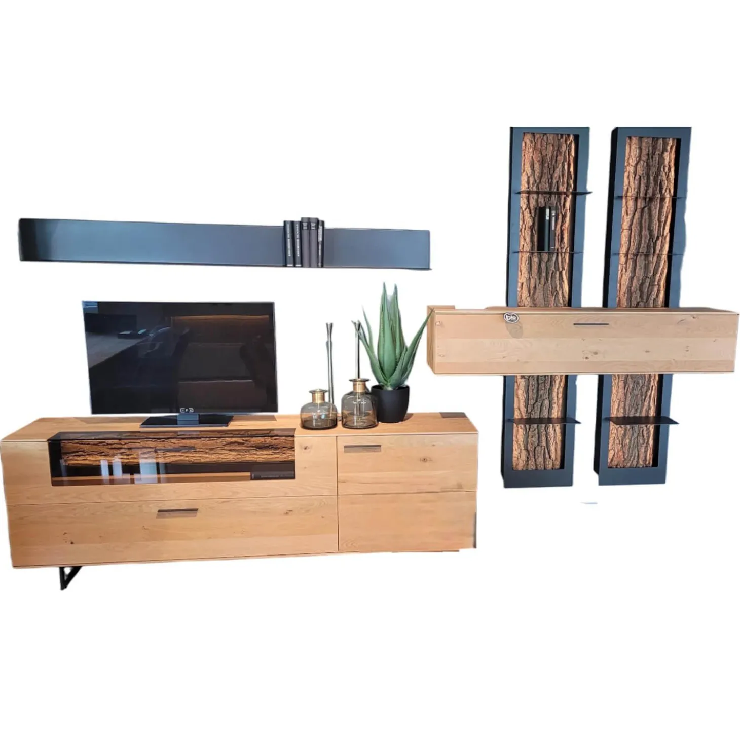 Wohnwand Runa Kerneiche Massiv Natur Gebürstet Applikation Rinde Metall Anthrazit Mit Beleuchtung