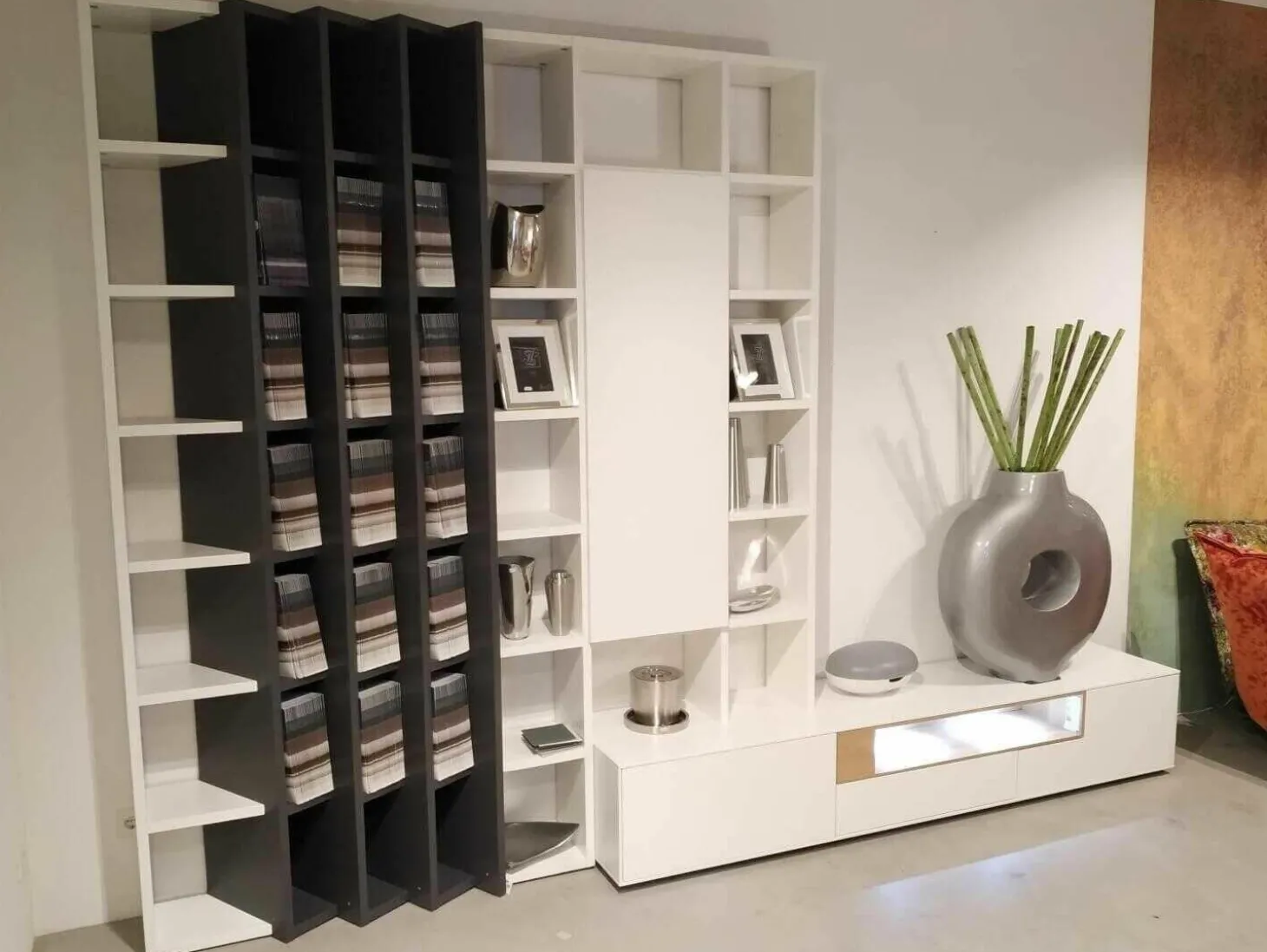 Wohnwand SE 7000 Lack Weiß Anthrazit