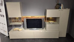 Wohnwand Sentino Lack Sand Matt Grau Absetzung Spaltholz Nussbaum Geölt Mit Beleuchtung Und Fernbedinung