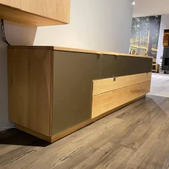 Wohnwand Signatura Rustikale Asteiche Bianco Akzente In Satinierten Bronzeglas Nickelfarbig Nickelfarbig