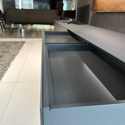 Wohnwand Soma Lack Und Glas Graphit Matt Grau Mit Paneelsystem Nussbaum Massivoptik Und Beleuchtung