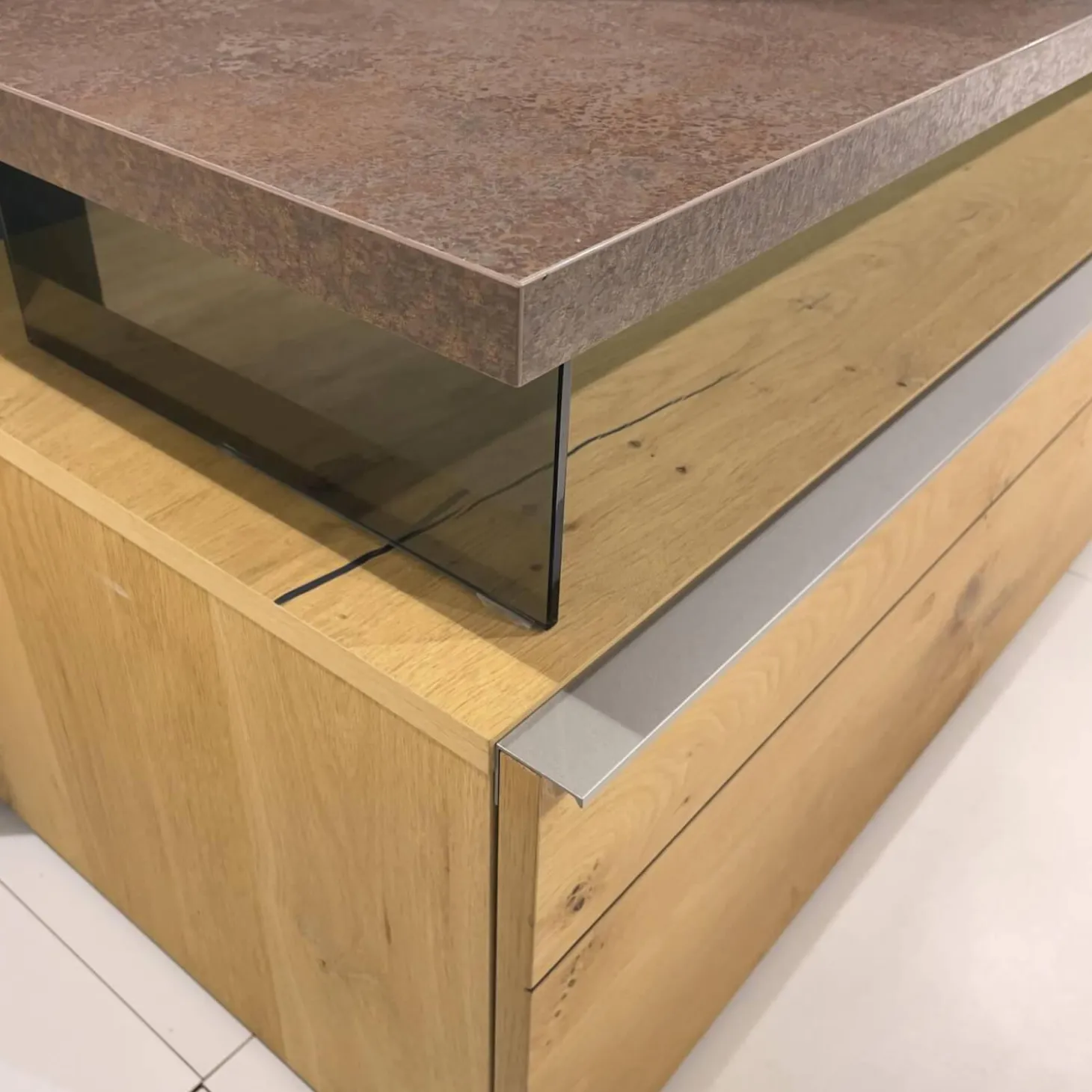 Wohnwand Tormine Balkeneiche Natur Absatz Rostoptik Mit LED Beleuchtung