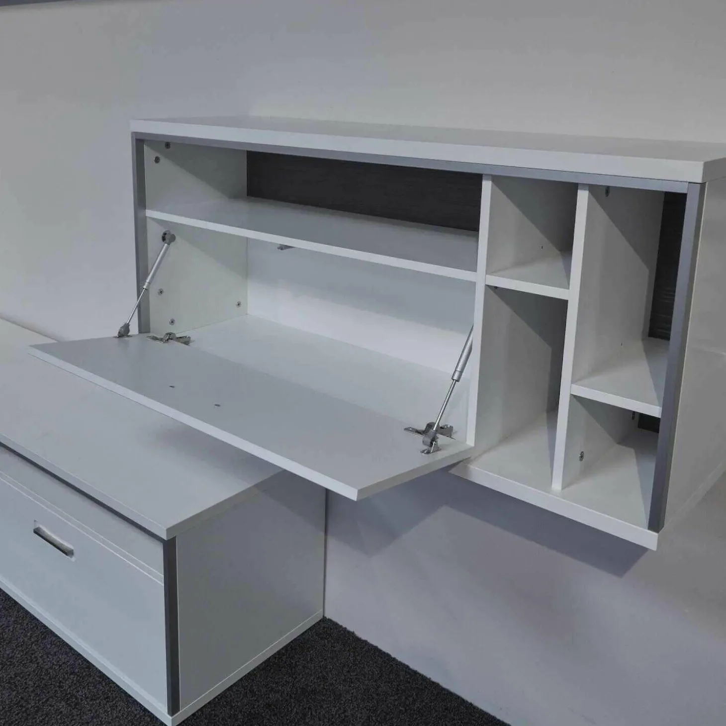 Wohnwand Trento Weiß Hochglanz mit LED Power Spot