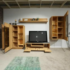 Wohnwand V Montana Wildeiche Geölt Glasrückwand Optiwhite Weiß Mit Beleuchtung Inklusive 2 Vitrinen