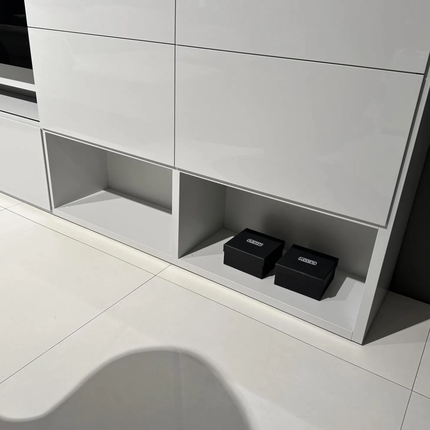 Wohnwand Vita Lack Grauweiß Matt Und Hochglanz Mit Schiebetüren Ohne Deko