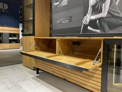 Wohnwand WK 490 Baristo Asteiche Massiv Naturbelassen Geölt Front Rillenoptik Mit LED Beleuchtung