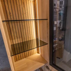 Wohnwand WK 490 Baristo Asteiche Bianco Rillenoptik Glas Anthrazit Inklusive LED Beleuchtung