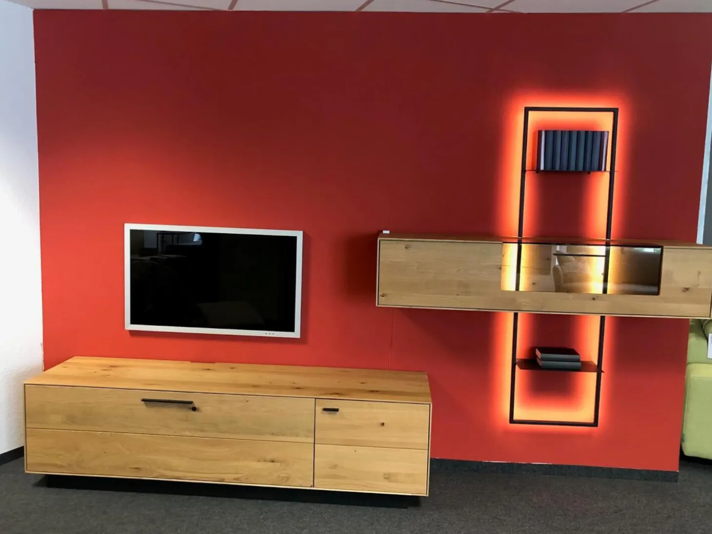 Wohnwand WM 1880 Ausführung Wildeiche