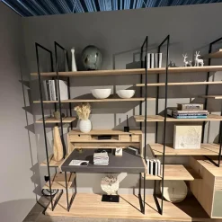 Wohnwandkombination Lina Eiche Massiv Gebürstet Weiß Geölt Glas Matt Salbei Mit Schreibplatz