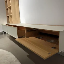 Wohwand In Eiche Weiß Geölt Fronten Glas Pearl Matt Innen Buche Mit Zwei Schubkästen Und Einer Klappe